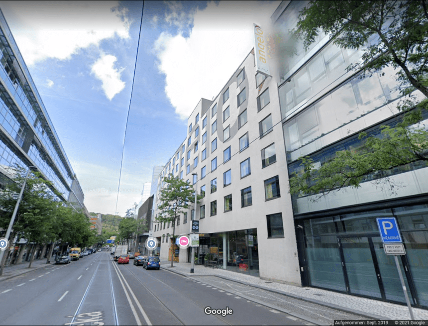 Hotel Angelo Prag Unterwegs mit meinem neuen Kollegen der Elektrotechnik